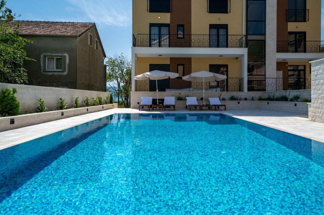 Sealine Apartments A1 Tivat Exterior foto